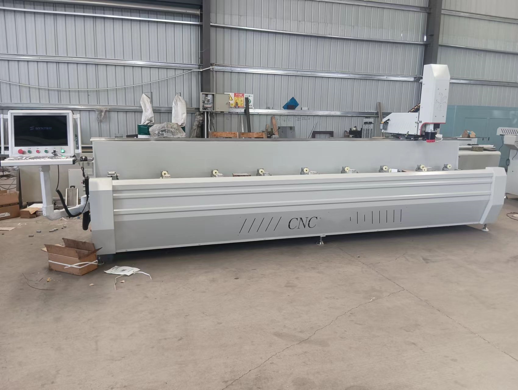 3500 CNC Bohr- und Fräsmaschine 3500 CNC Bohr- und Fräsmaschine
